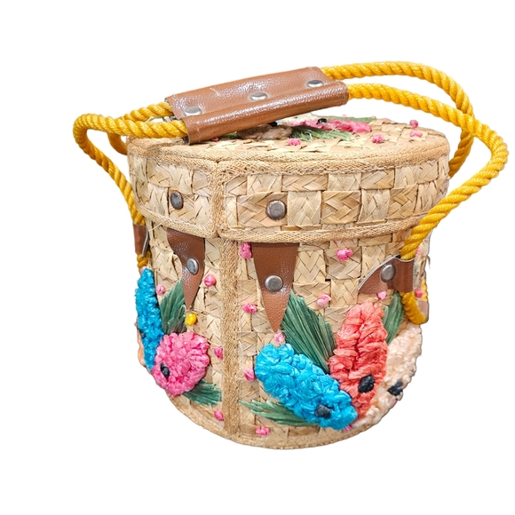 *HP* Vintage 70'S Handcrafted Basket/Bucket Purse With Raffia Embroidery Detail - Picture 3 of 14